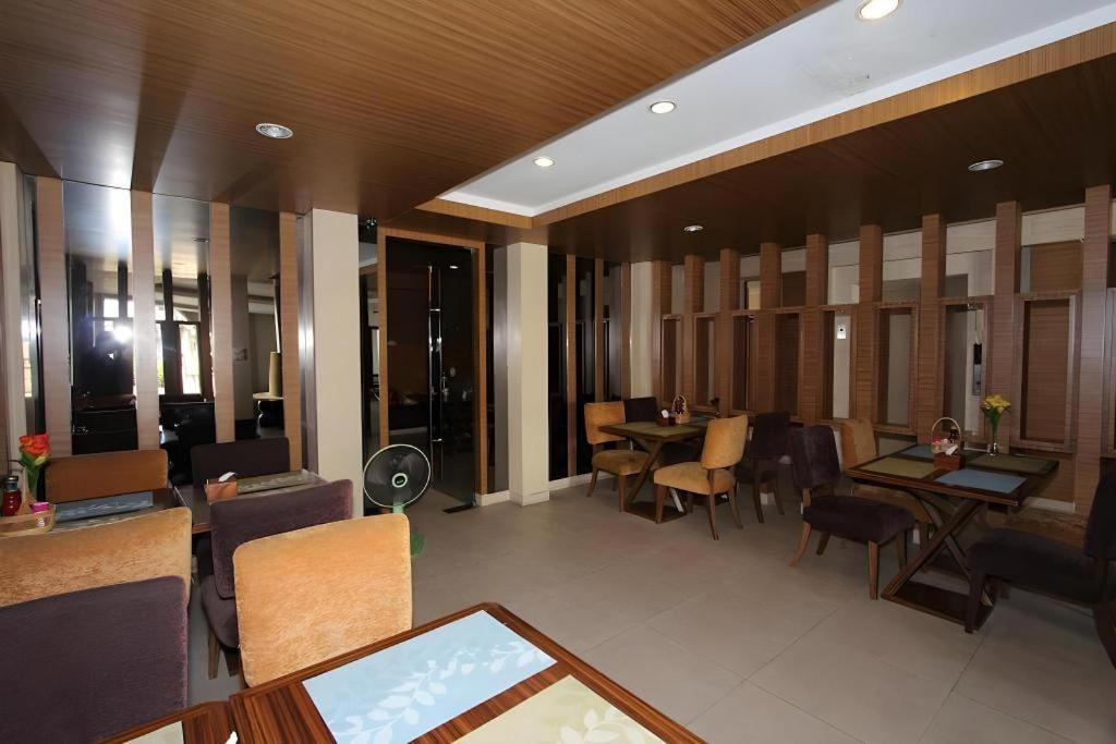 ฮันนี่ ลอดจ์ Villa Pattaya ภายนอก รูปภาพ